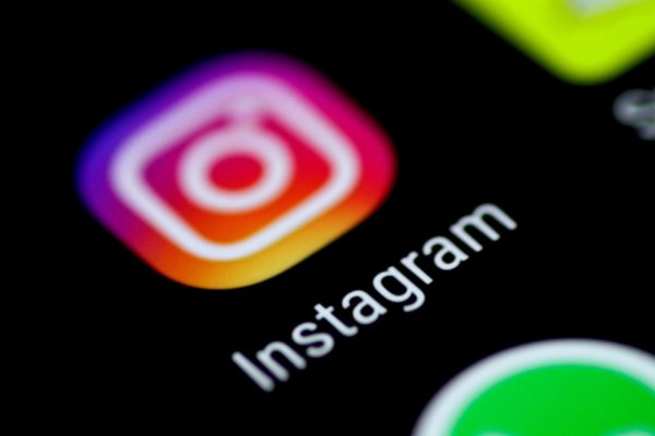 9d com &#39;Minha novinha&#39;: governo pede para Meta excluir robôs no Instagram que promovem erotização infantil