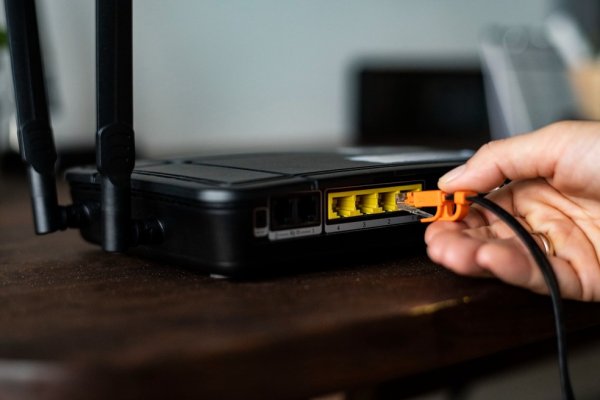 9d.com Tchau, internet discada: AOL vai desligar seus últimos modems ativos nos EUA