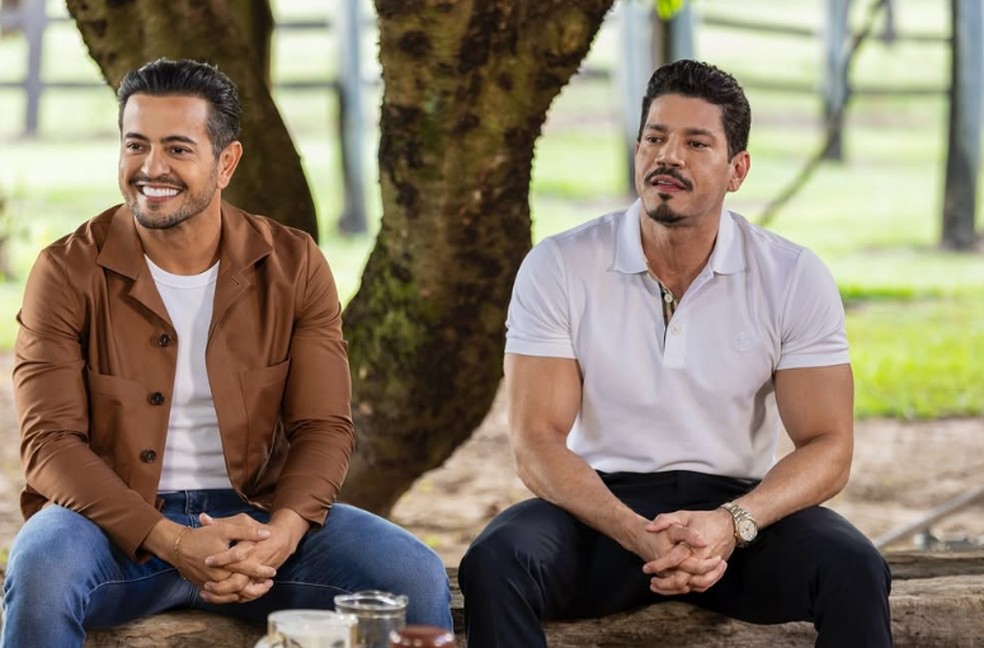 Os cantores da dupla sertaneja Henrique & Diego — Foto: Reprodução/Instagram