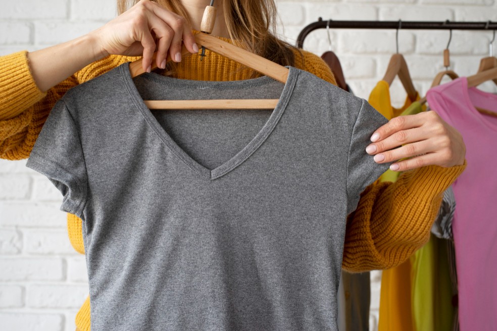 Como fazer as roupas durarem mais? — Foto: Freepik